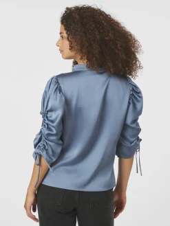 Clearance Alvira Drapy Satin Bluse, , 40 Dame Bluser & Skjorter