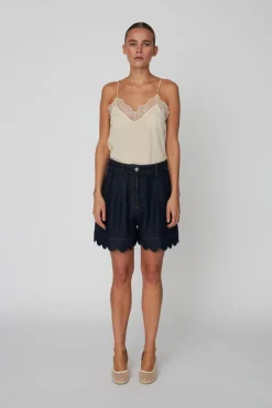 Clearance Blue Denim Shorts, , 38 Dame Shorts