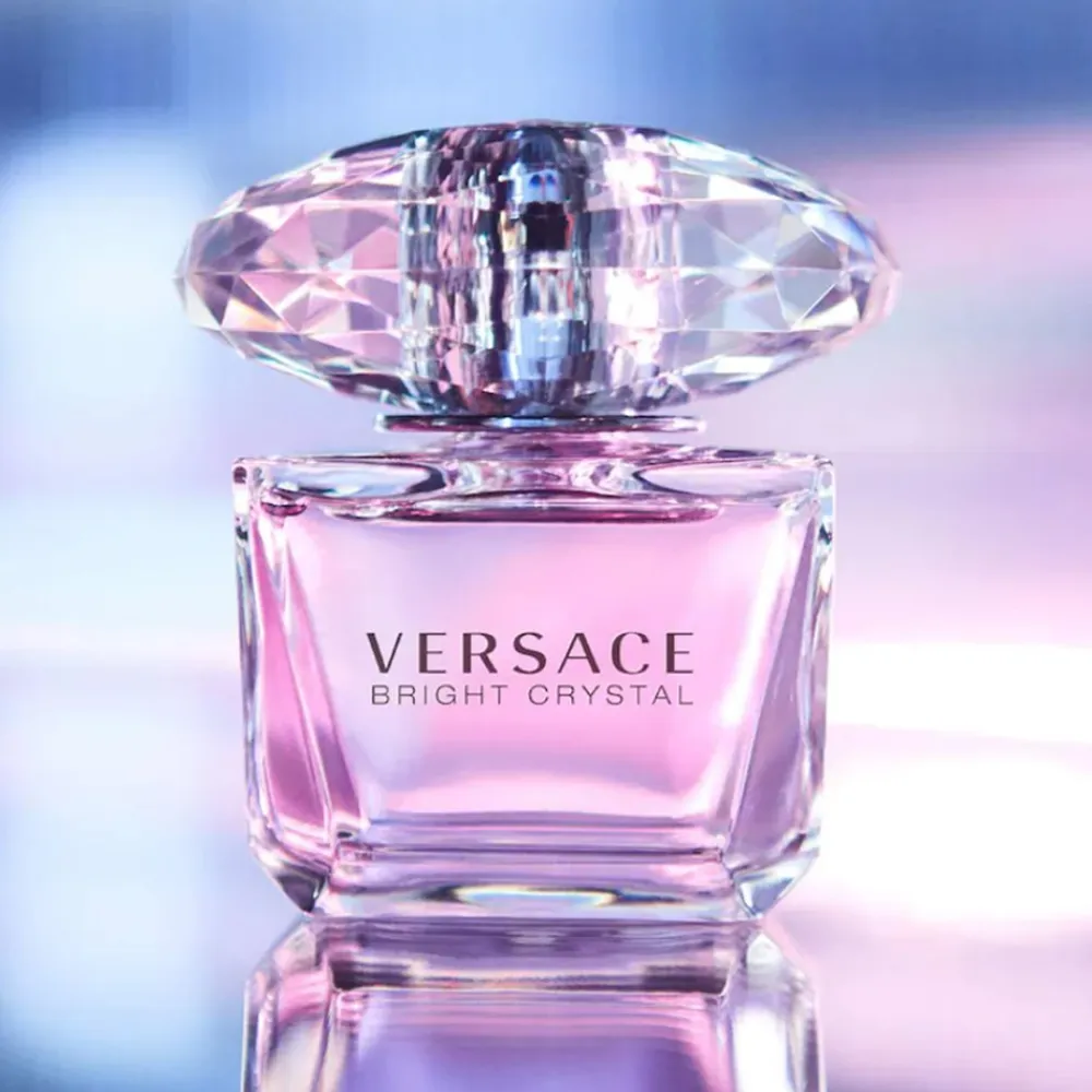 Versace Bright Crystal Eau De Toilette, 50 ml- Eau De Toilette