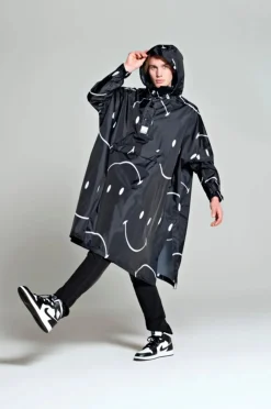 Hot x Smiley Regnponcho, Dame Jakker & Frakker