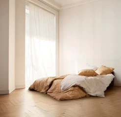 Juna Daisy Sengetøj, , 140x200 cm- Sengetøj