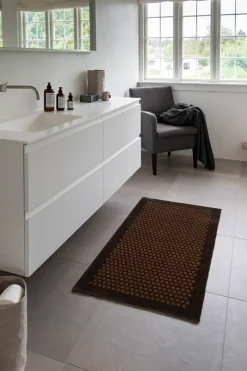 Tica Copenhagen Dot Gulvmåtte, , 67x120 cm- Gulvtæpper|Dørmåtter