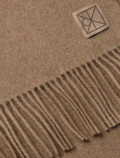 Calvin Klein Emblem Brushed Wool Tørklæde,- Halstørklæder & Handsker