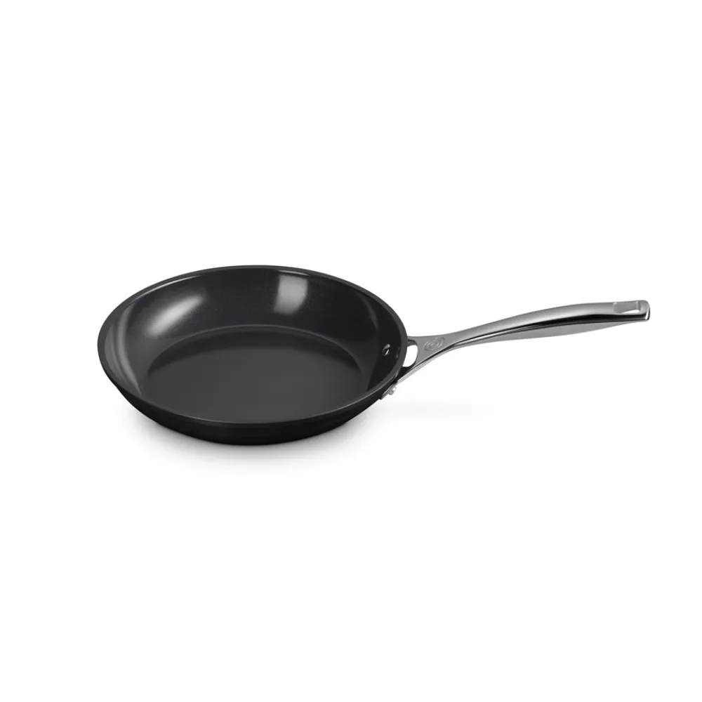 Le Creuset Essential Non-Stick Ceramic Stegepande, , Ø24 cm- Gryder & Pander