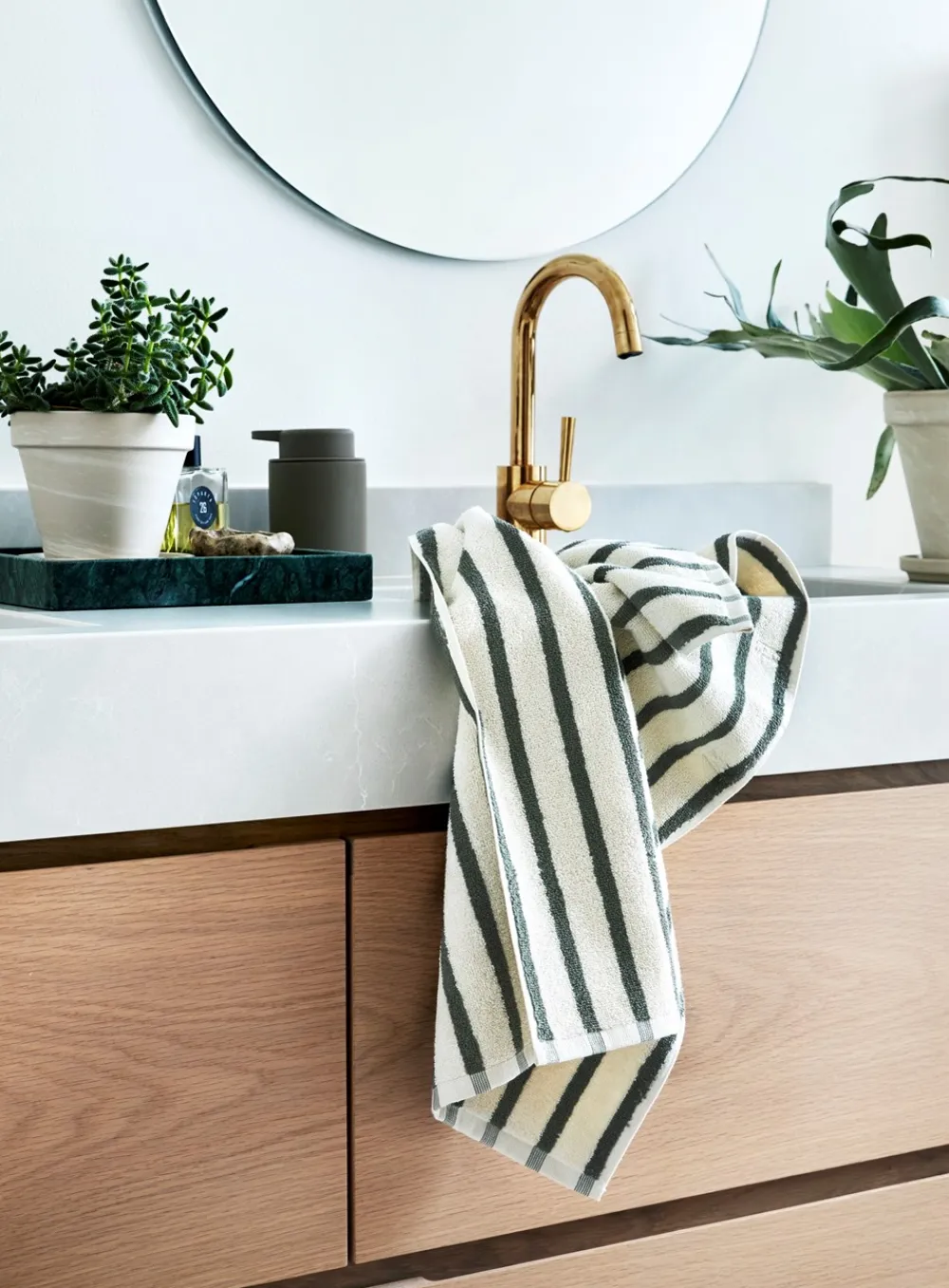 Høie Everyday Stripe Håndklæde, 7034188702633 50x90 cm- Håndklæder & Vaskeklude
