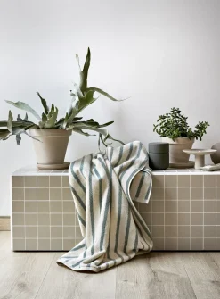 Høie Everyday Stripe Håndklæde, , 70x140 cm- Håndklæder & Vaskeklude