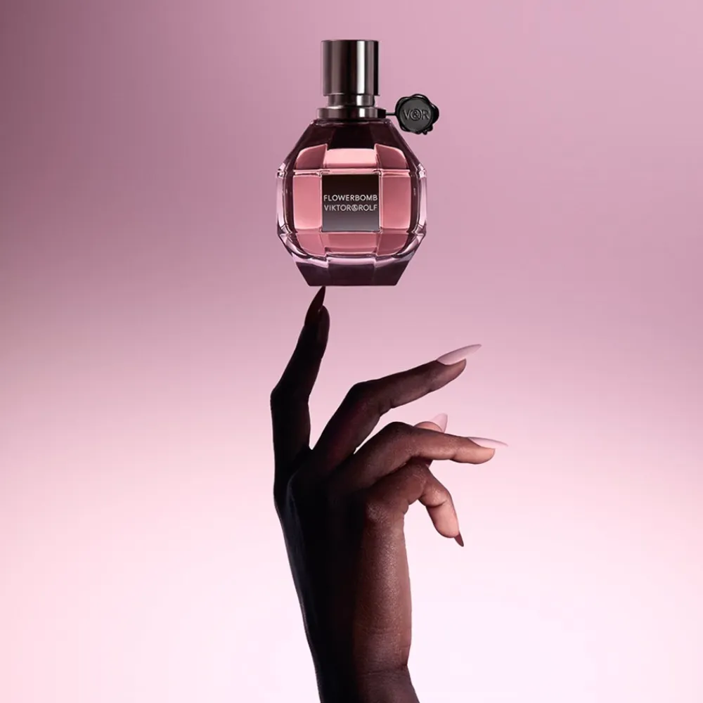 Viktor & Rolf Flowerbomb Eau De Parfum, 30 ml- Dufte