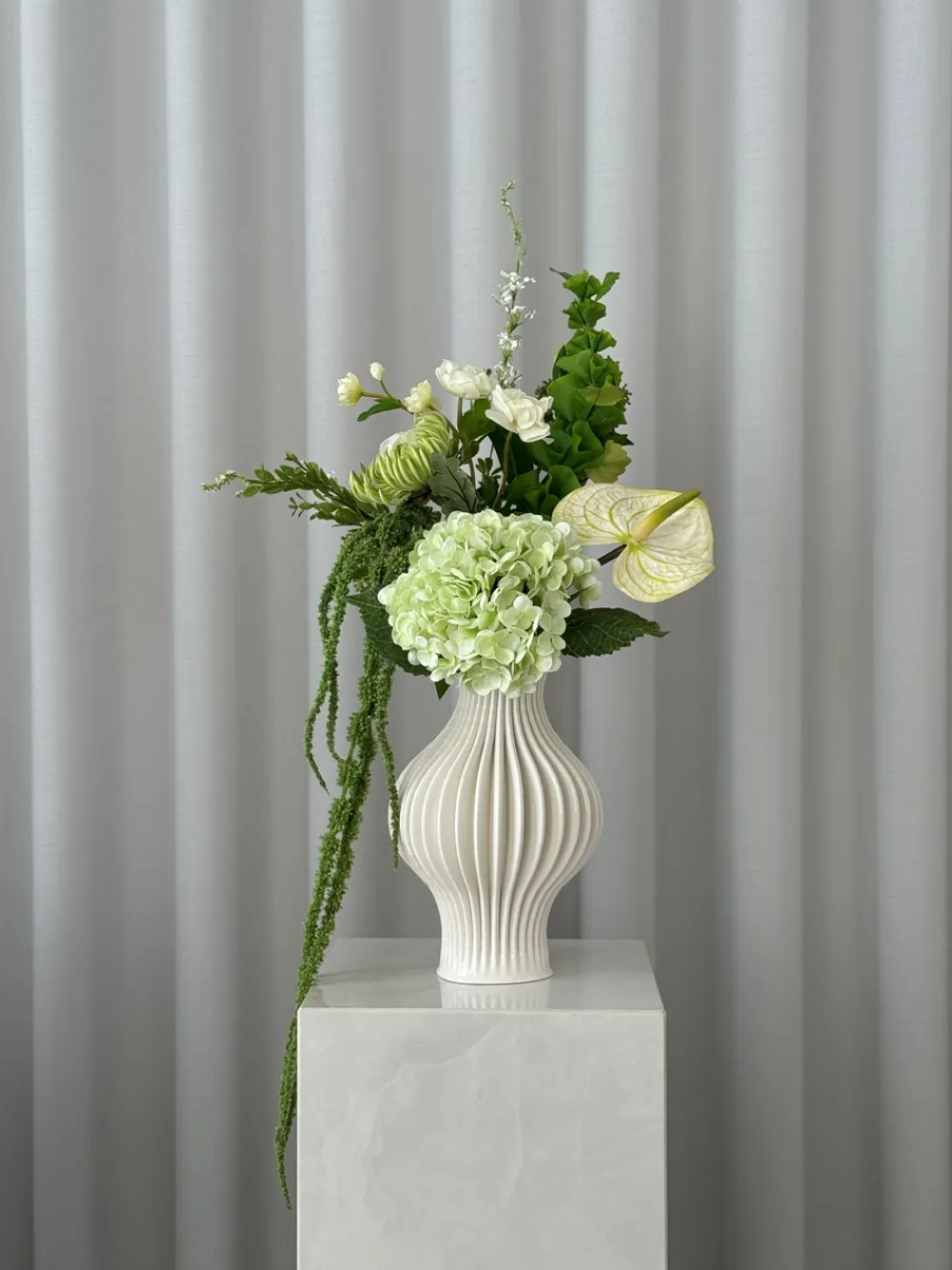 Bloom Objects Forma Vase,- Vaser & Urtepotteskjulere
