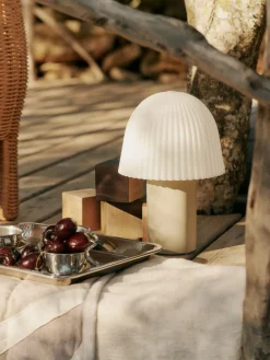 ferm LIVING Frill Portable Lampe,- Bordlamper