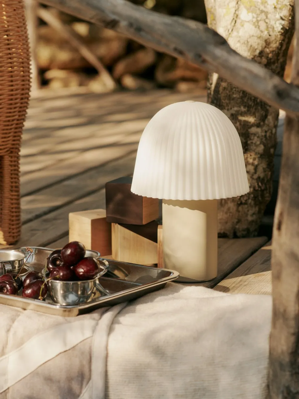 ferm LIVING Frill Portable Lampe,- Bordlamper