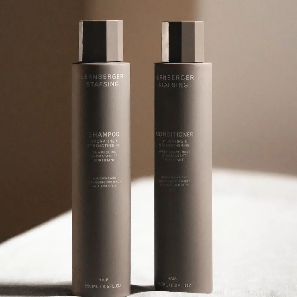 Hydrating & Strengthening Shampoo, 250 ml Hårpleje|Hårpleje