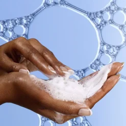 MAC Hyper Real Cream-To-Foam Cleanser, 30 ml- Hudpleje