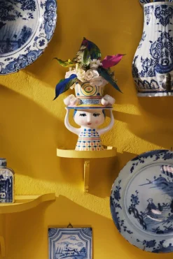 Discount Lady With Hat Vase Vaser & Urtepotteskjulere