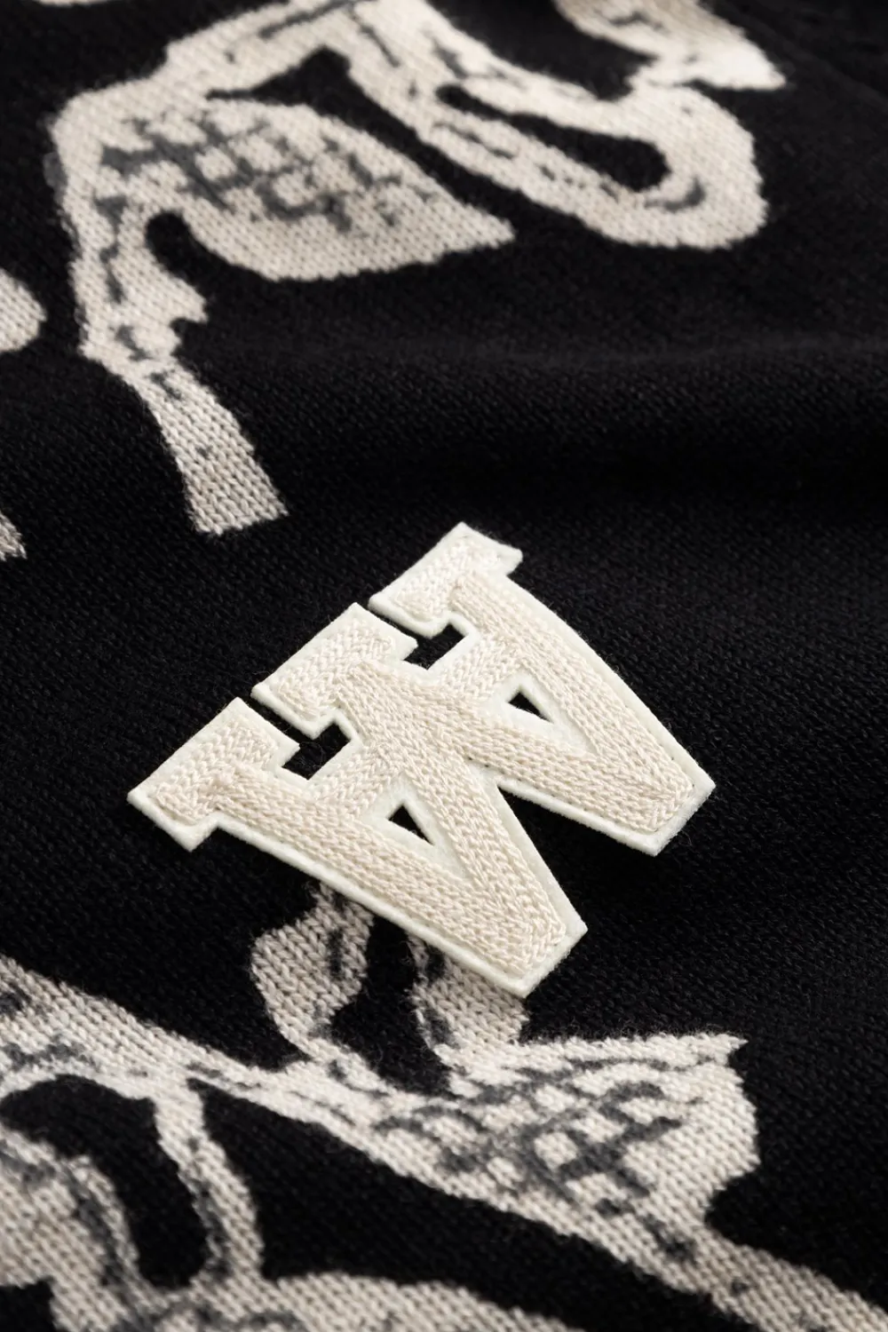 Discount Leif Cardigan, , XXL Cardigans