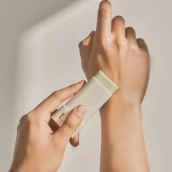 Beauty of Joseon Matte Sun Stick: Mugwort + Camelia SPF50 PA++++, 18 g- Solbeskyttelse