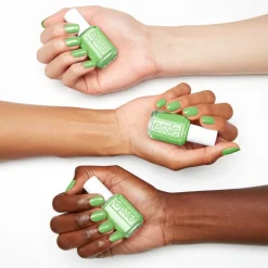 Clearance Nail Polish, Negle
