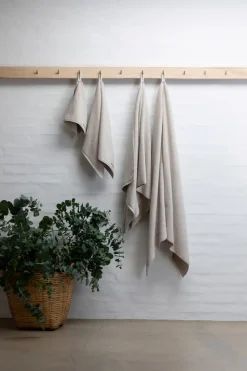 Outlet Naram Håndklæde, , 70x140 cm Håndklæder & Vaskeklude