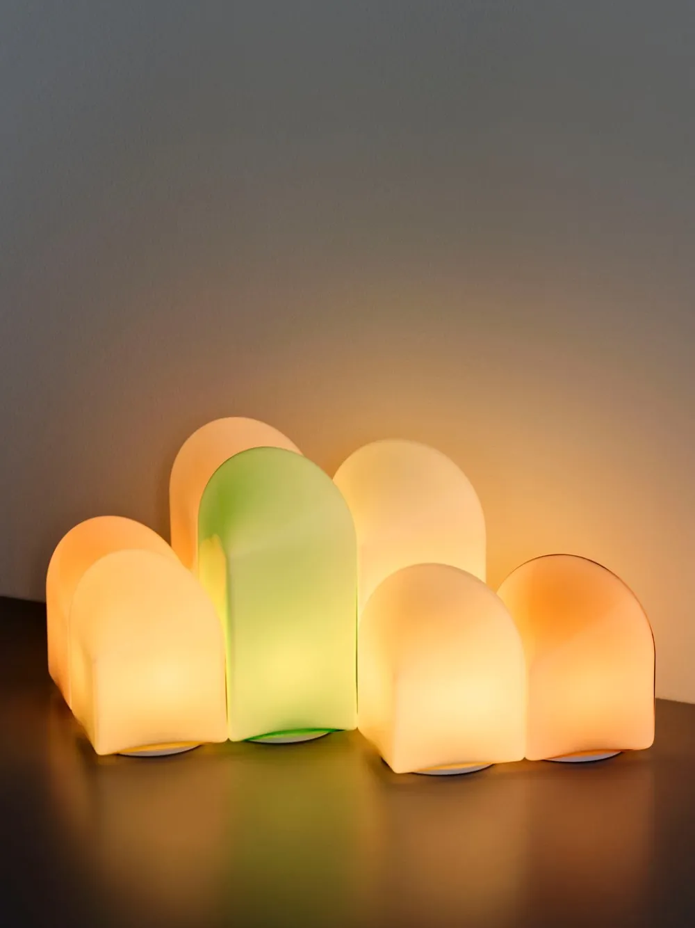 HAY Parade 240 Transportabel Bordlampe,- Bordlamper