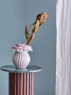 New Petalia Vase, Vaser & Urtepotteskjulere