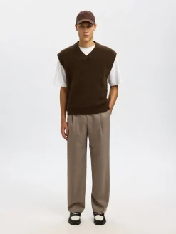 Clearance Rai Knit V-Neck Relaxed Vest, , XL Strik