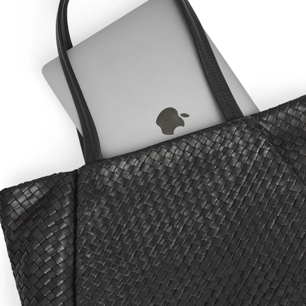 New Saya Shopper, Dame Shoppere