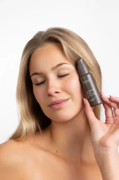 Sanzi Beauty Self-Tanning Serum, 30 ml- Kropspleje
