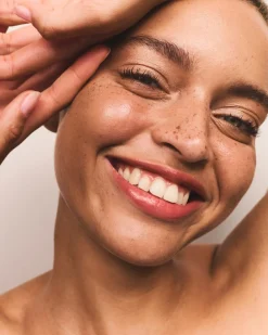 Miild Skin Glow Tinted Beauty Balm,- Ansigt