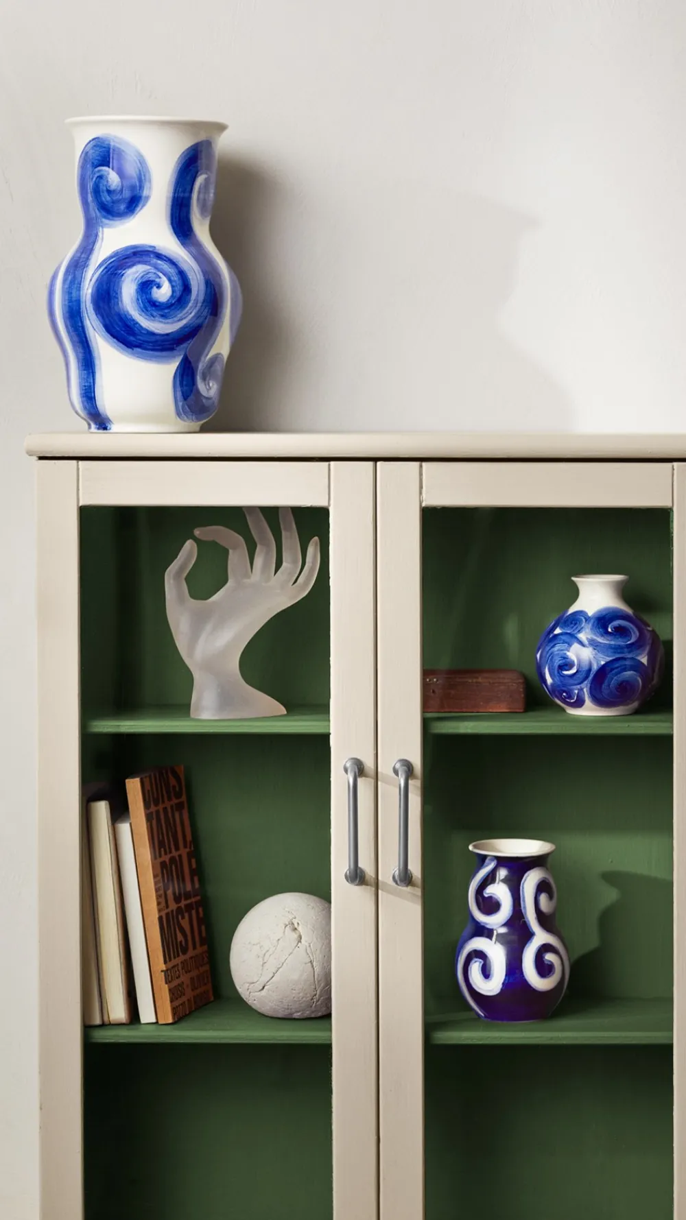 New Tulle Vase, Vaser & Urtepotteskjulere